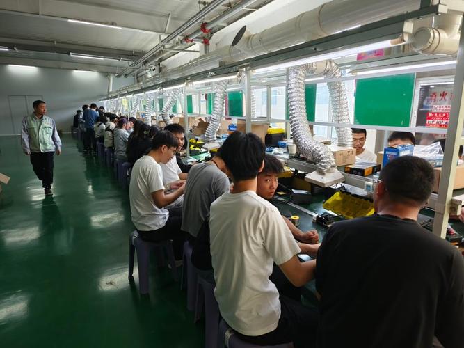 计算机应用系物联网应用技术专业学生入企实习实训